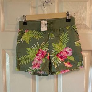 Children’s place - Girls Floral Shorts -NWT